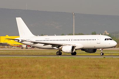 Airbus A320, YL-LCL