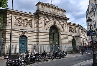 École polytechnique.