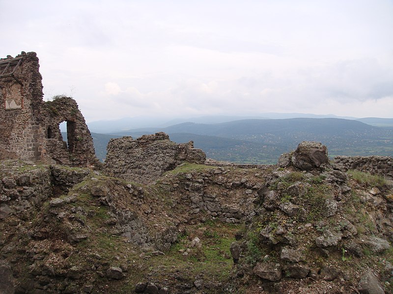 File:Высотные руины - panoramio.jpg