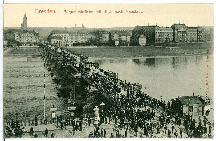 Dresden; Augustusbrücke - Blick nach Dresden Neustadt, Brück & Sohn Kunstverlag Meißen, 1902, Nummer 02581