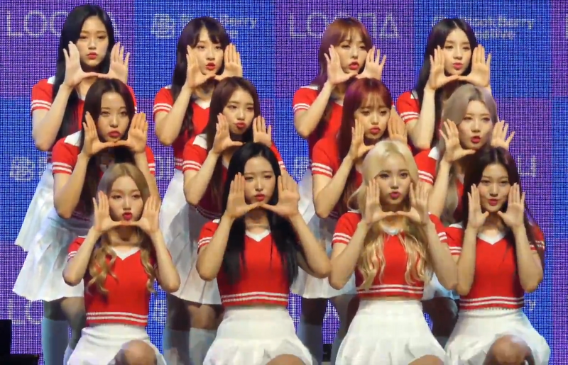 File:180820 Loona at their debut showcase (2).png