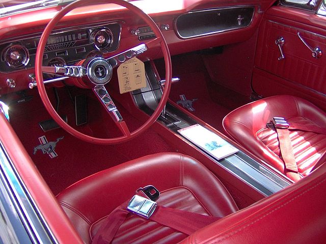 File 1966 Ford Mustang Interior Jpg Wikimedia Commons