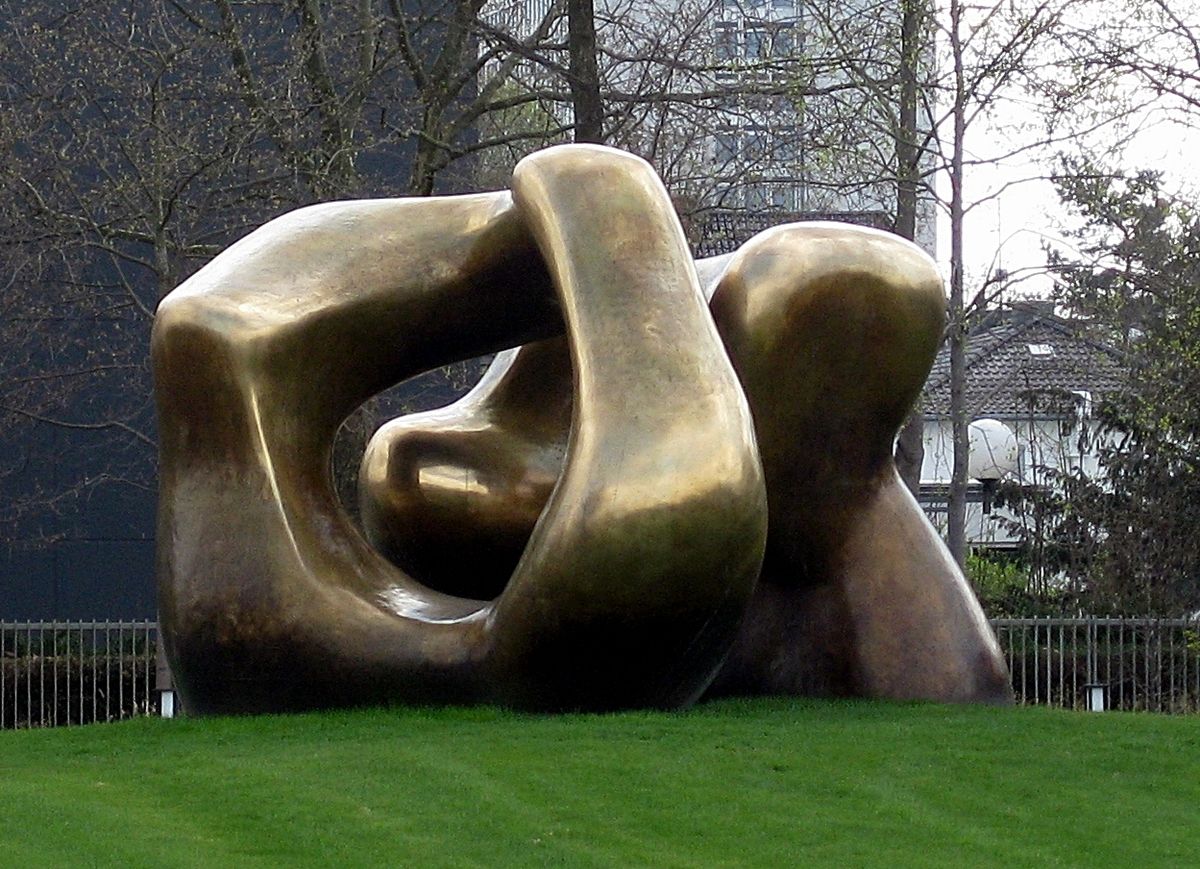 Henry Moore: Large Two Forms