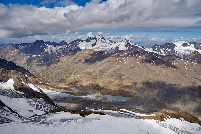 Blick vom Gipfel der Fineilspitze zur Weißkugel in den Ötztaler Alpen von Benutzer:Watzmann