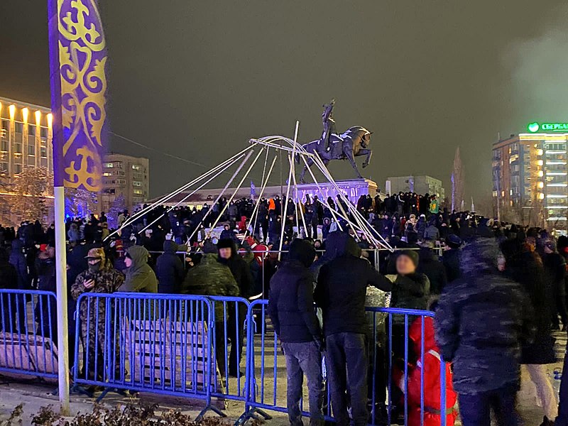 File:2022 Kazakhstan protests — Aqtobe, January 4 (02).jpg