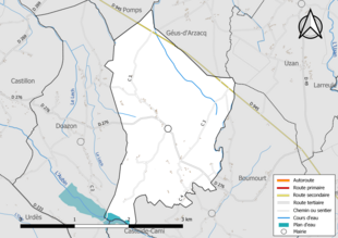 Carte en couleur présentant le réseau hydrographique de la commune