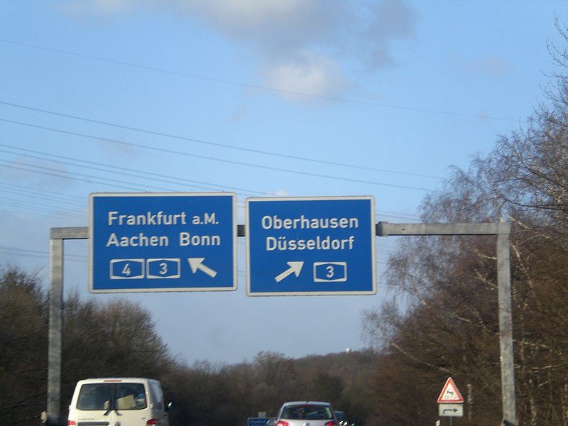File:AK Köln-Ost RichtungD-Dorf.jpg