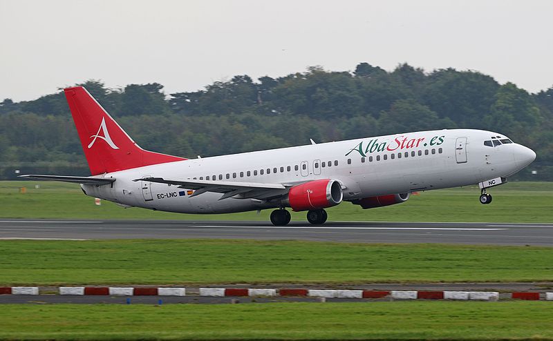 File:Alba Star B737 EC-LNC (29291460125).jpg