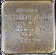 Stolperstein für Dr. Robert Tuteur