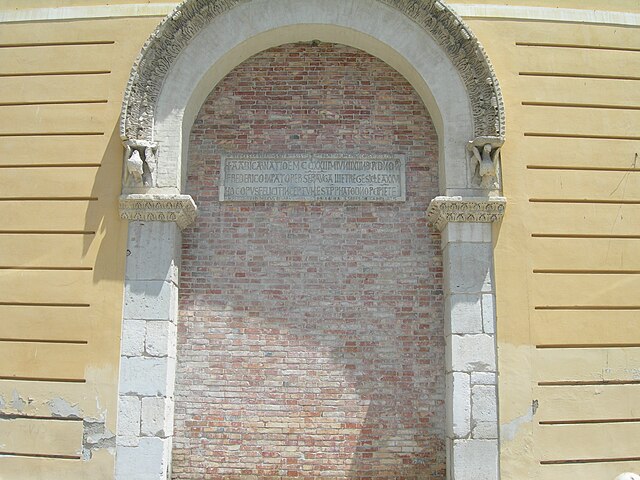 Foggia, entrance arch of the imperial palace of Frederick II