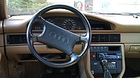 Intérieur de l'Audi 100 (brillant)