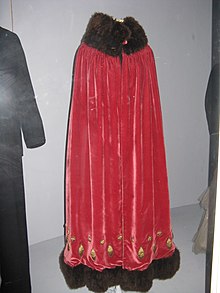 1920 cloak, hem trimmed with marabou feathers BLW Evening Cloak.jpg