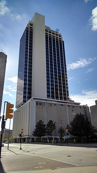 <span class="mw-page-title-main">Bank of America Center (Tulsa, Oklahoma)</span> Commercial high-rise building located in Tulsa, Oklahoma