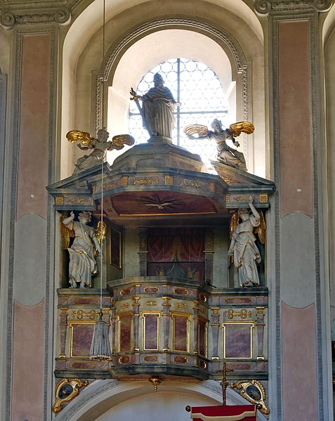 File:Bernried Klosterhof10 StMartin 011.jpg