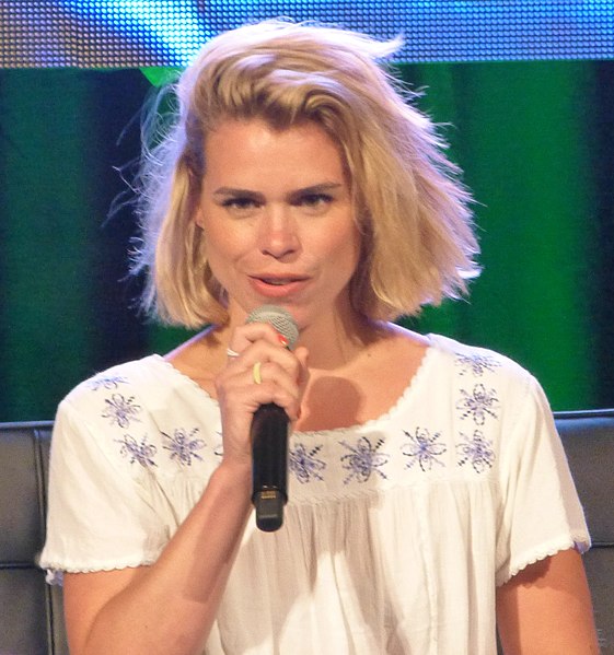 Piper at the Doctor Who panel at the 2015 Oz Comic Con