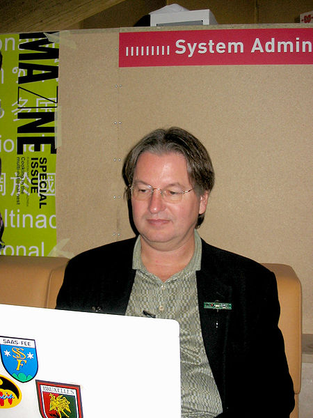 File:Bruce Sterling (Ars Electronica).jpg