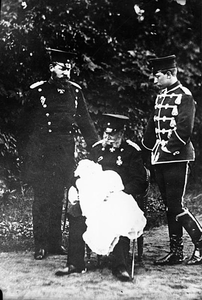 Four generations in the House of Hohenzollern: Emperor Wilhelm I, Crown Prince Frederick William, Prince Wilhelm and the newborn Prince Wilhelm in Pot