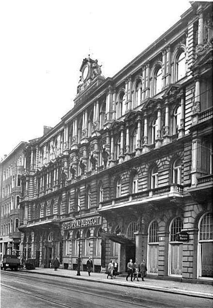 Hôtel Prinz-Albrecht : le quartier général de la SS à Berlin (1934-1945).