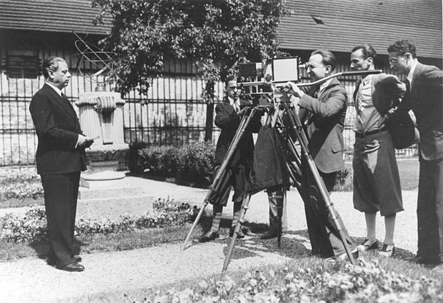Max Reinhardt is filmed in his garden, 1930.