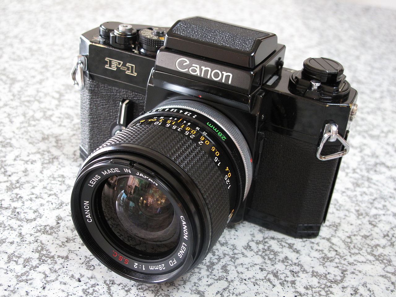 File:Canon F-1 with Waist Level Finder (4314993245).jpg 