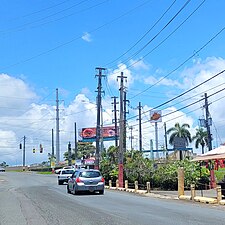 Carretera PR-165, interseccion con la carretera PR-159, Toa Alta, Puerto Rico.jpg