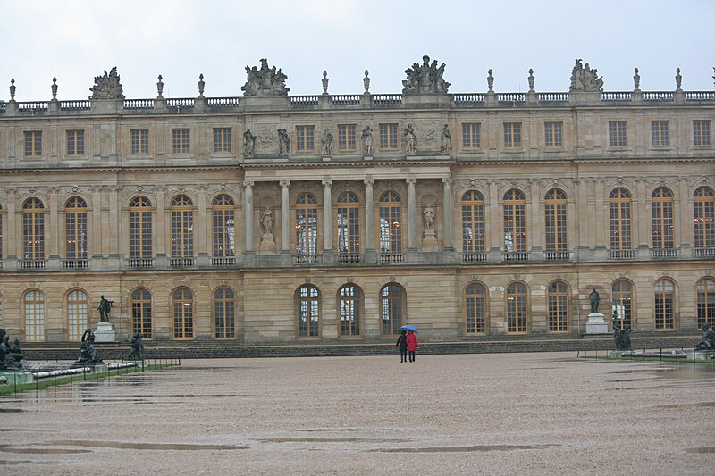 File:Château de Versailles -2009-12-29 034.JPG