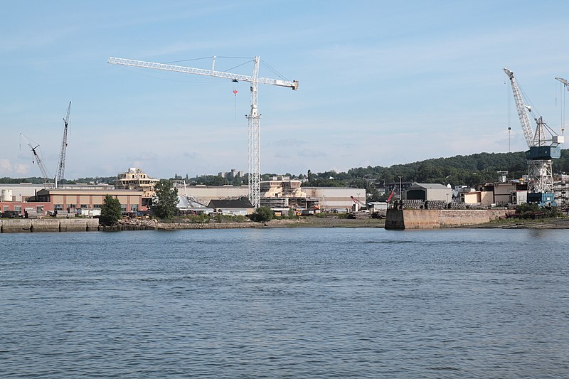 File:Chantier maritime davie04.JPG