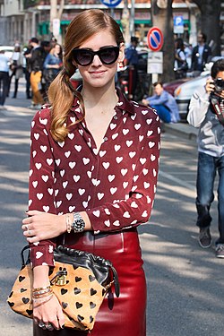 Chiara Ferragni - Giorgio Armani Show - Milan Fashion Week - 23 Sept. 2013.jpg