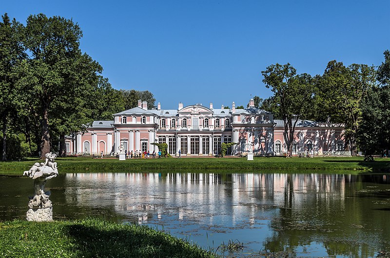 File:Chinese Palace in Oranienbaum.jpg