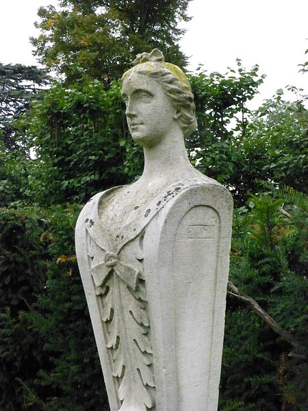 File:Chiswick House female head 650.JPG