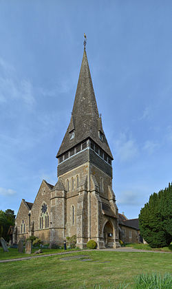 Church of St Michael, Sandhurst 04.jpg