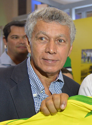 <span class="mw-page-title-main">Clodoaldo</span> Brazilian footballer (born 1949)