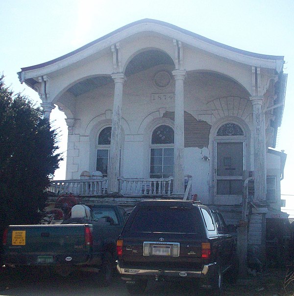 The Coin Harvey House in Huntington, West Virginia is on the National Register of Historic Places.