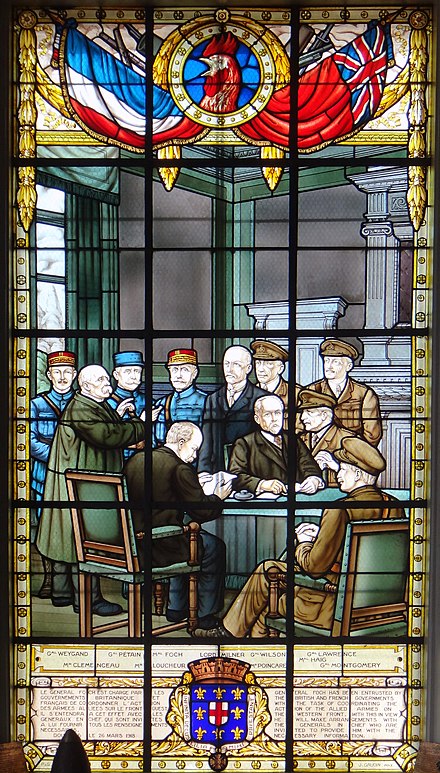 The Stained Glass at Doullens Town Hall, commemorating the Doullens Conference and the Unity of Command.  Lord Milner is standing, centre