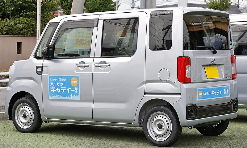 File:Daihatsu Hijet Caddie 102.jpg