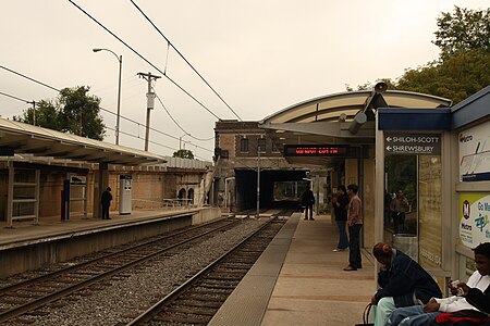 Fail:Delmar_metrolink.jpg