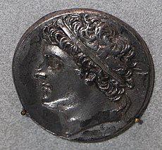 Dinastie della grecia occidentale, hieron II, 32 litri di siracusa, 274-216 ac ca.JPG