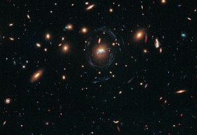 Gouttelettes de formation d'étoiles et fusion de deux galaxies dans SDSS J1531 + 3414.jpg