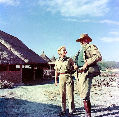 Ernest and Mary Hemingway on safari, 1953-54.jpg