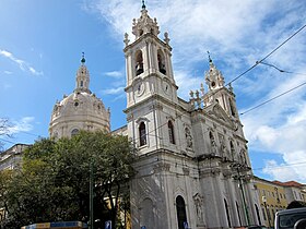 Vương cung thánh đường Estrela, tọa lạc tại Lisboa, Bồ Đào Nha, là nhà thờ đầu tiên được cung hiến cho Thánh Tâm Chúa Giêsu.