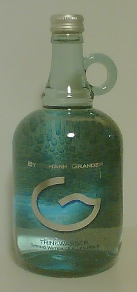 File:Flasche Grander Mineralwasser.jpg