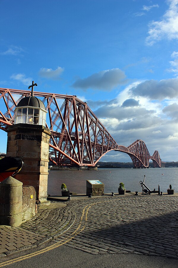 The Forth Rail Bridge, linking Inverkeithing to the City of Edinburgh by rail.