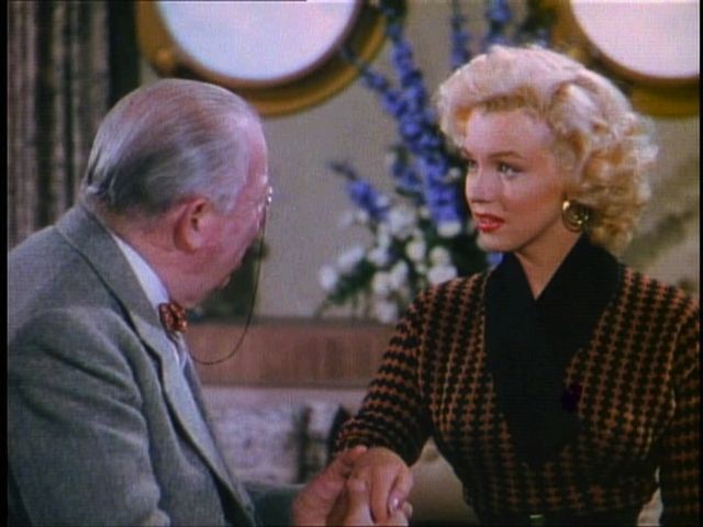 Marilyn Monroe nuna escena de la película "Gentlemen Prefer Blondes"