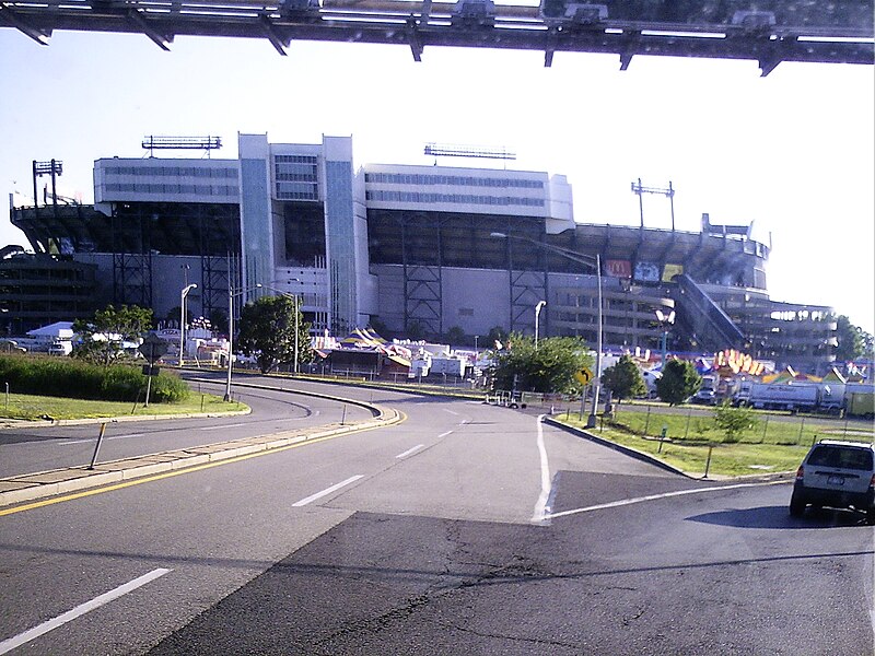 File:Giant's Stadium - panoramio.jpg