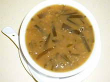 Mung bean soup with extra kelp