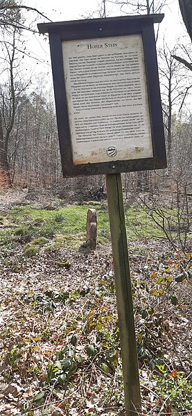 File:Grenzstein Hoher Stein (Odenwald) 02.jpg