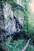 Grottes du parc du Château de la Roche-Corbon en 1972 (1).jpg