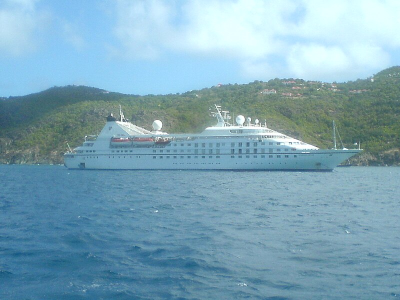 File:Gustavia — cruise ship Seabourn Legend (1992) photo year 2015JPG.jpg