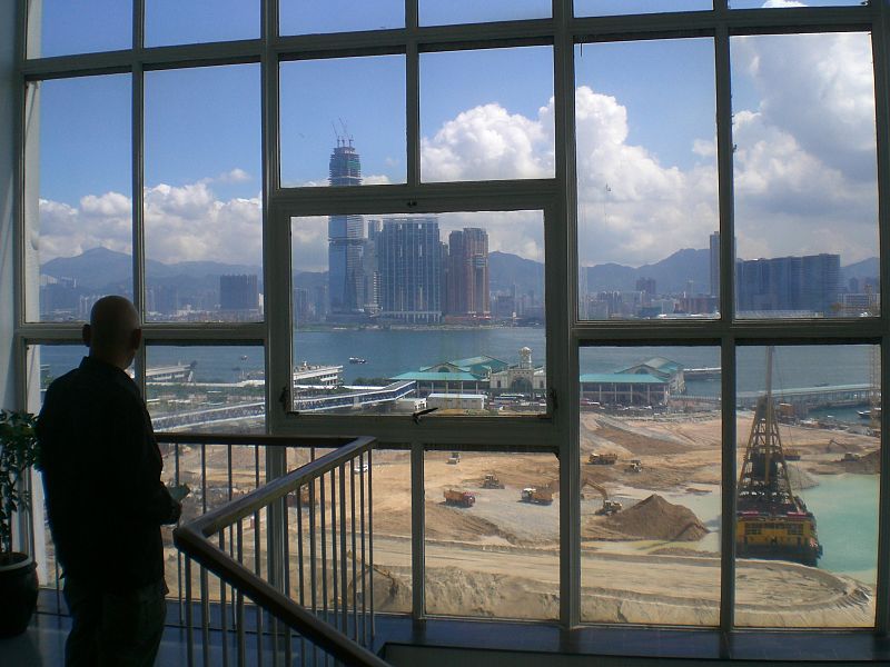 File:HK Central City Hall View Victoria Harbour Central Reclamation Blue Sky Window Frame.JPG