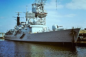 HMS Sheffield (D80) - Wikipedia